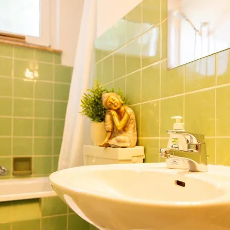 公寓 Mit Kamin Am Waldrand