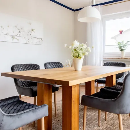 Mit Kamin Am Waldrand 公寓